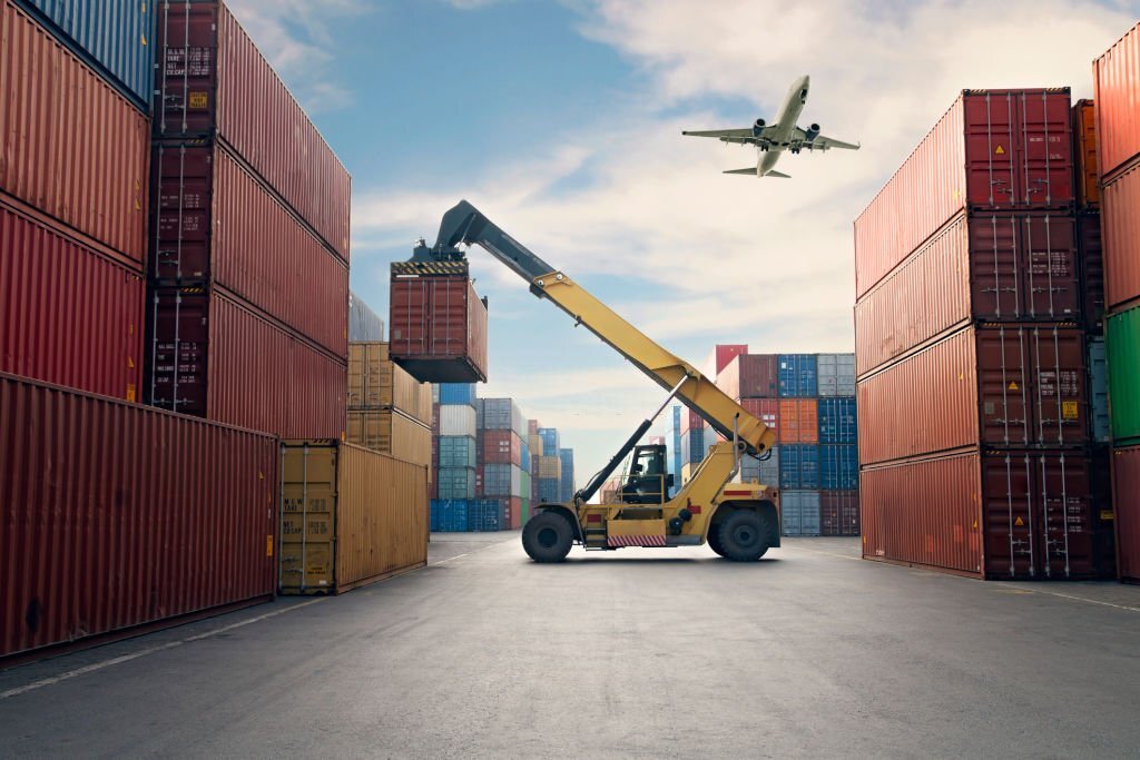 Shipping Cars To Lagos, Nigeria Is Hassle-free With AES FCL or Private containers