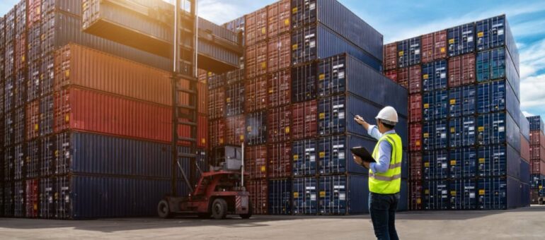 How many Containers fit on a Cargo Ship? how many containers fit on a cargo ship