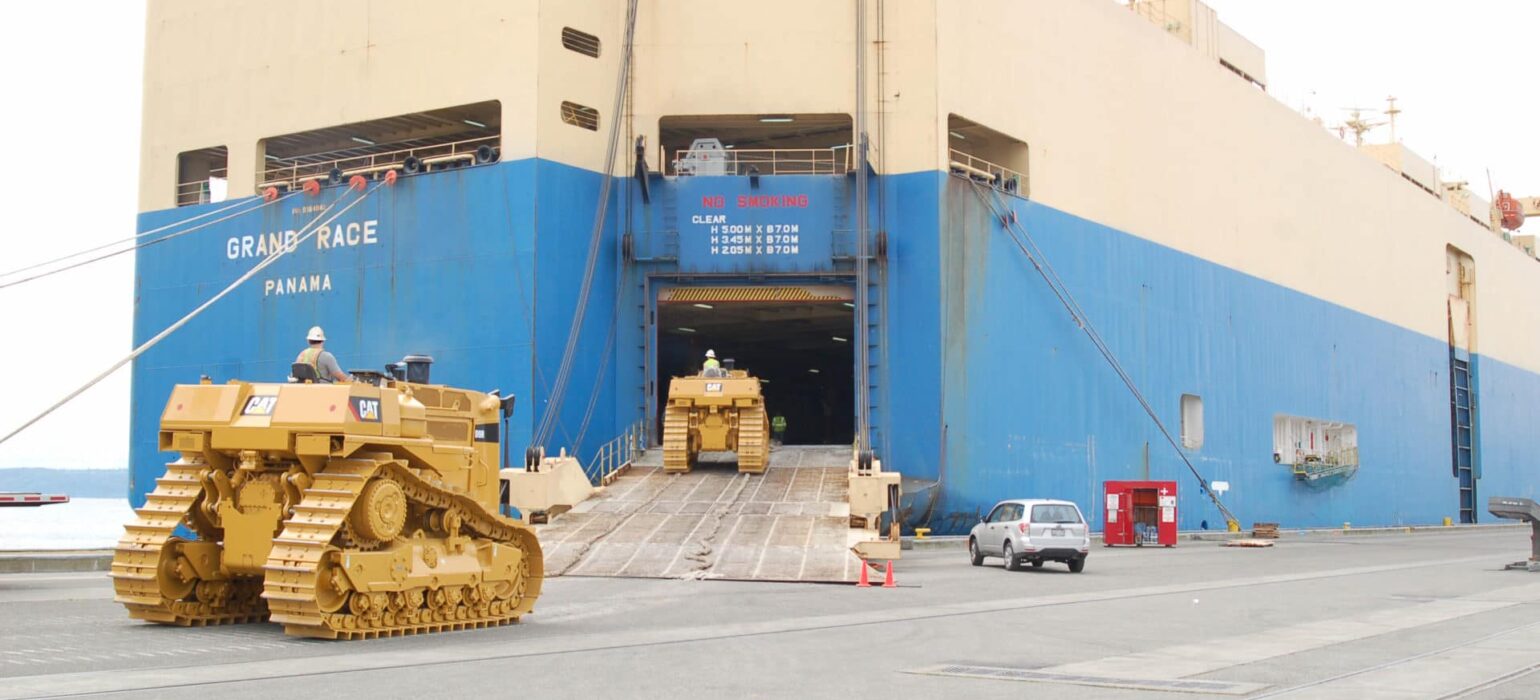international heavy machinery shipping services