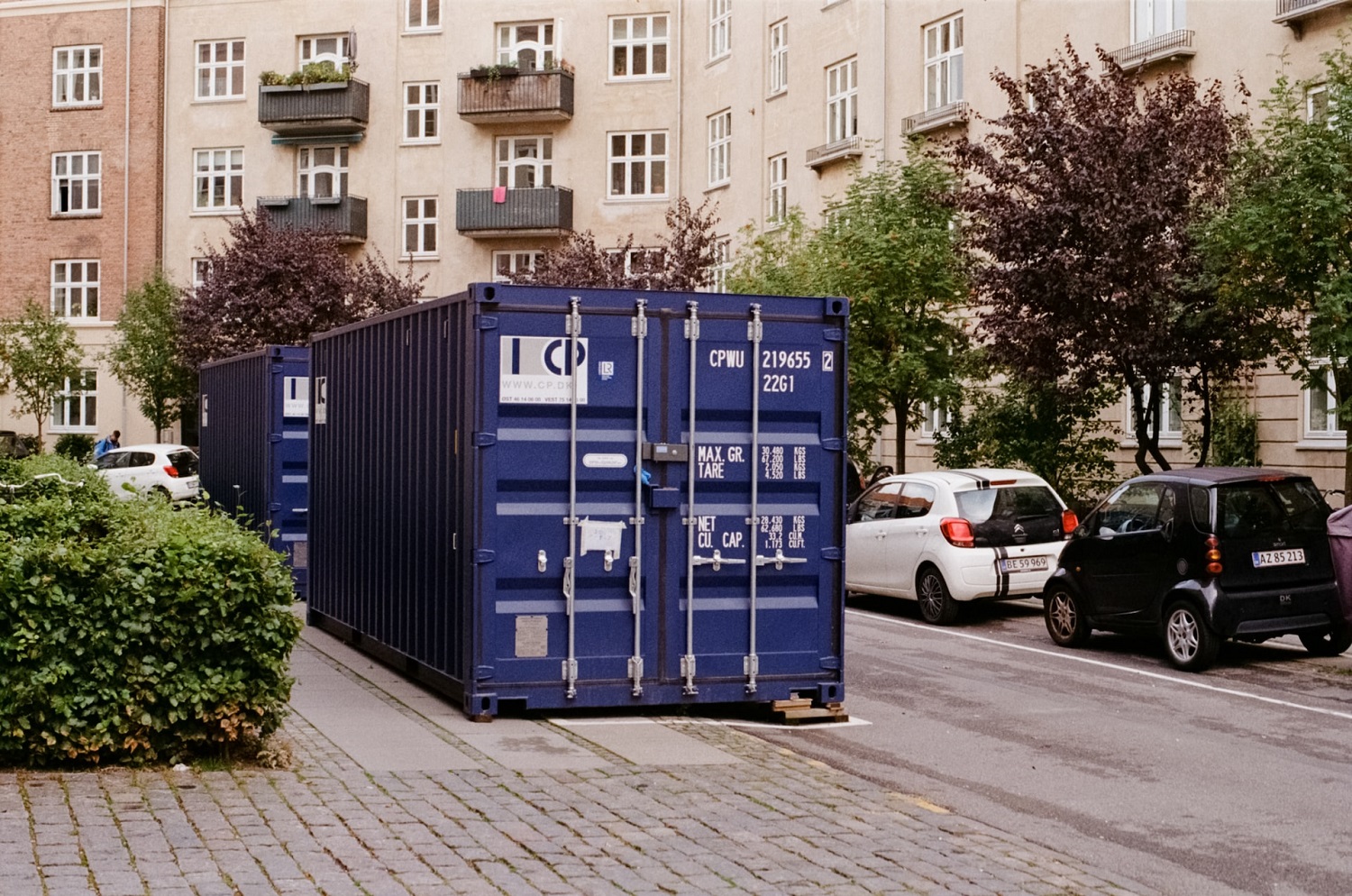 car shipping container